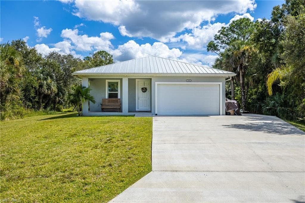 20650 Charles ST ALVA, FL 33920