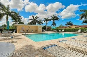 1085 Forest Lakes DR 8106 NAPLES, FL 34105