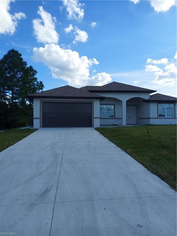 3319 19th ST W LEHIGH ACRES, FL 33971