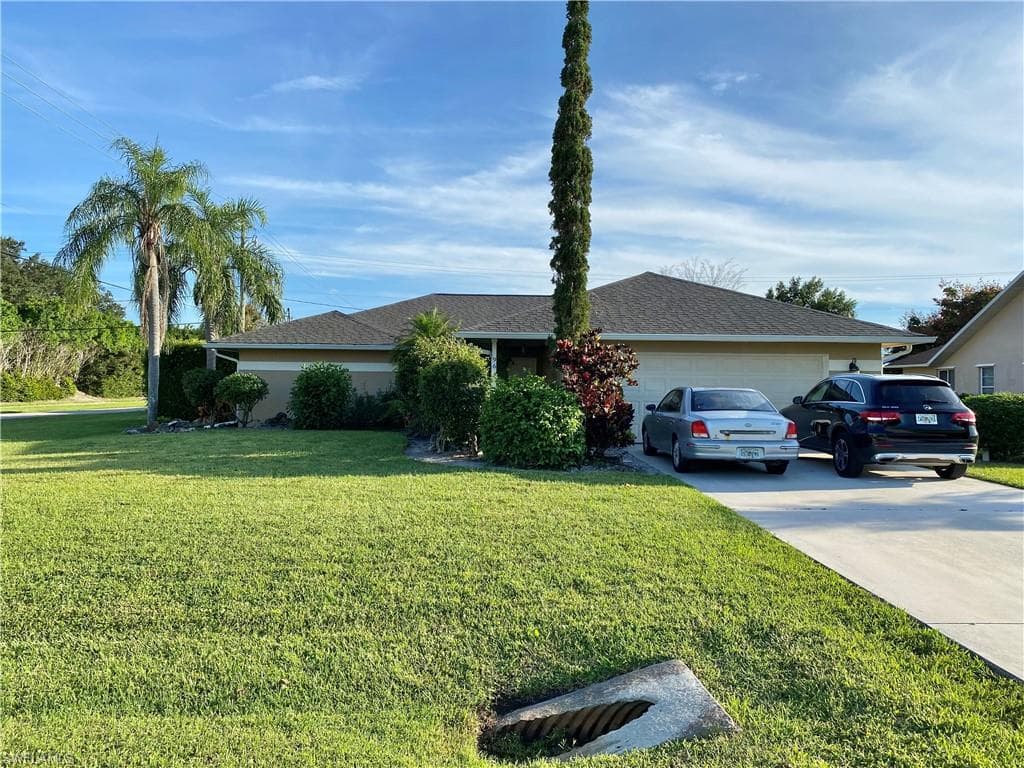 96 Wickliffe DR NAPLES, FL 34110
