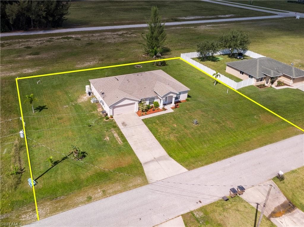 1240 NW 22nd PL CAPE CORAL, FL 33993