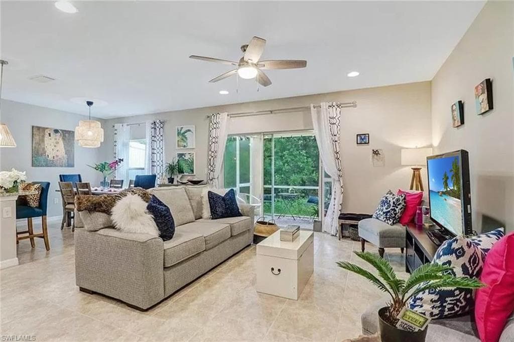 12525 Laurel Cove DR FORT MYERS, FL 33913