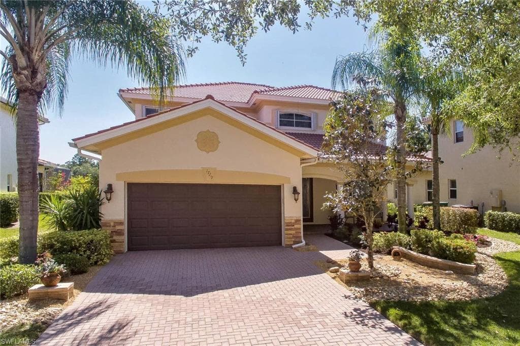 1729 Birdie DR NAPLES, FL 34120