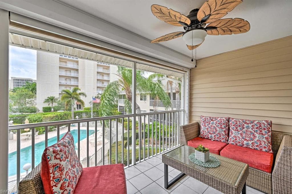 1060 Swallow AVE 202 MARCO ISLAND, FL 34145