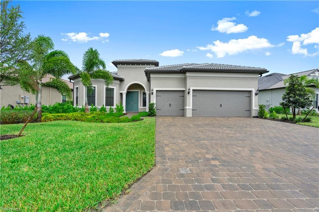 19289 Aqua Shore DR FORT MYERS, FL 33913