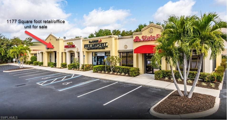 7345 Davis BLVD 4 NAPLES, FL 34104