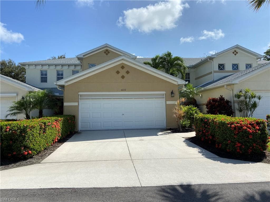 4222 Pensacola AVE 5201 ESTERO, FL 33928
