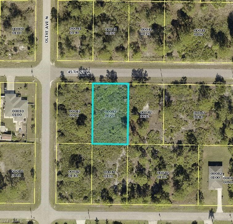 3111 45th ST W LEHIGH ACRES, FL 33971