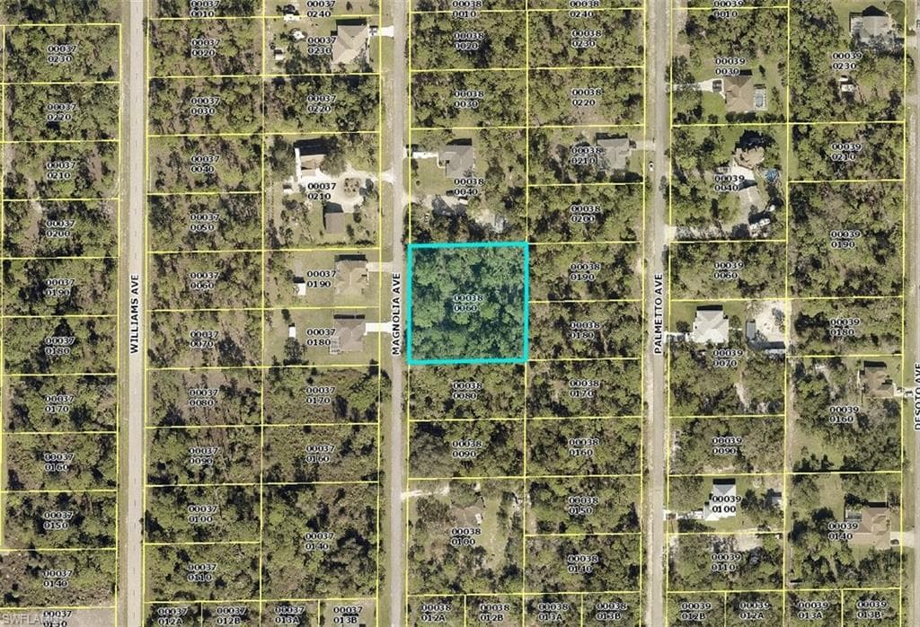 1512 Magnolia AVE LEHIGH ACRES, FL 33972