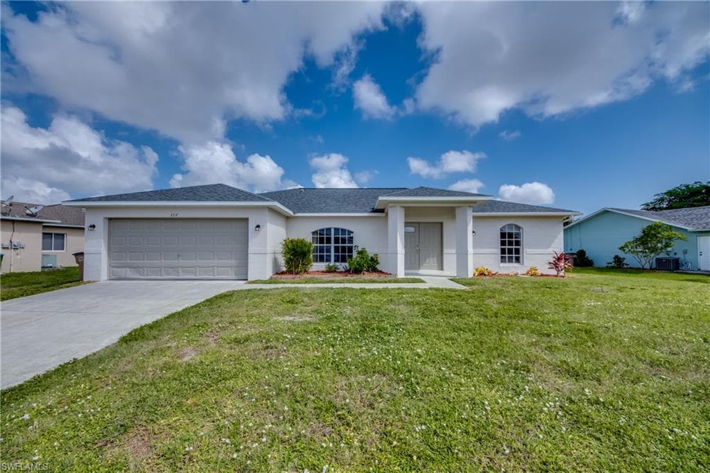 339 SW 31st TER CAPE CORAL, FL 33914