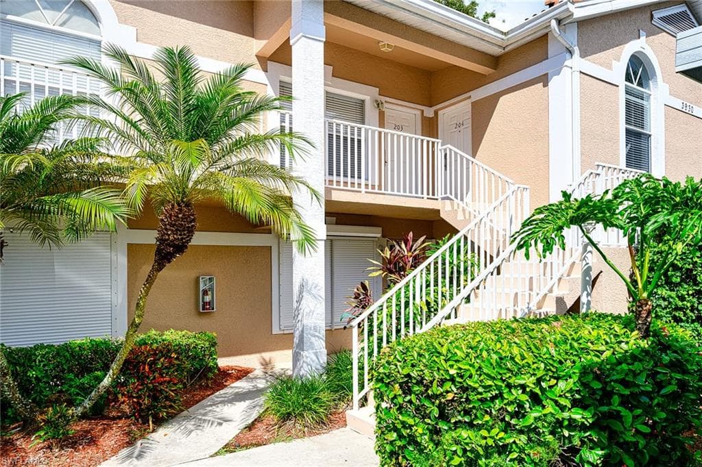 3930 Leeward Passage CT 203 BONITA SPRINGS, FL 34134