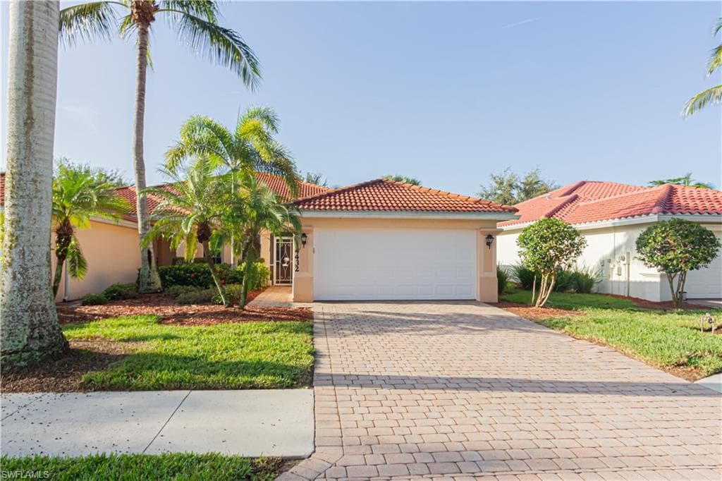 14432 Manchester DR NAPLES, FL 34114