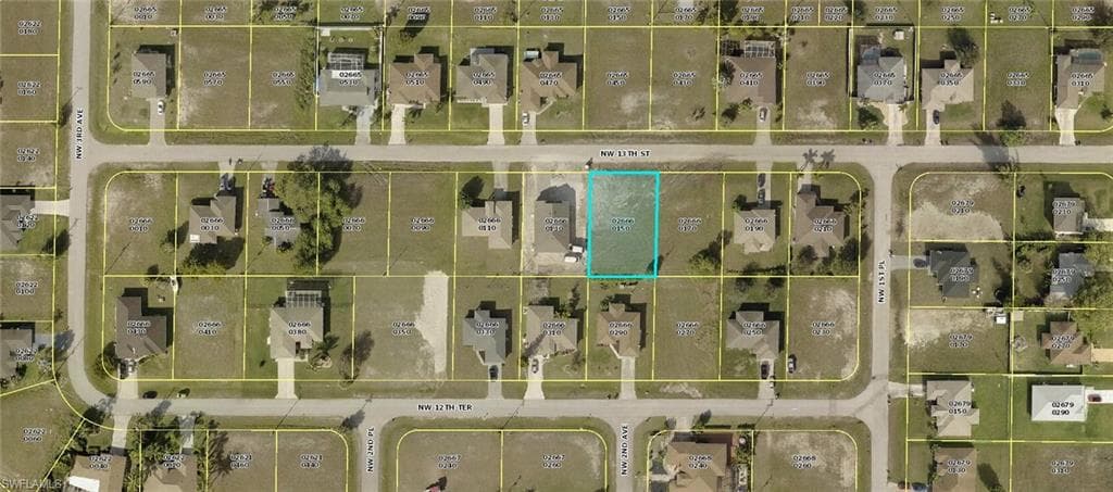 130 NW 13th ST CAPE CORAL, FL 33993