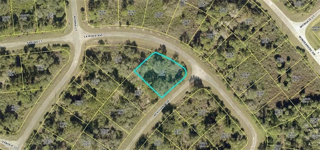 1873 Merchant CIR LEHIGH ACRES, FL 33972