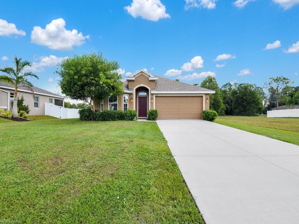 3569 NE 8th PL CAPE CORAL, FL 33909