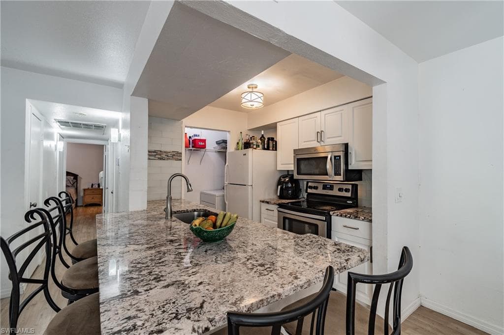 2925 Winkler AVE 908 FORT MYERS, FL 33916