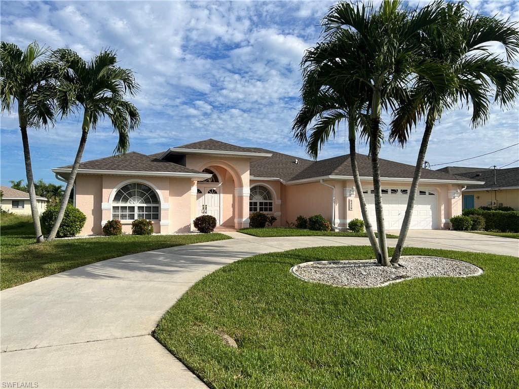 1219 SE 20th ST CAPE CORAL, FL 33990