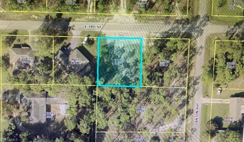 3104 E 3rd ST LEHIGH ACRES, FL 33936
