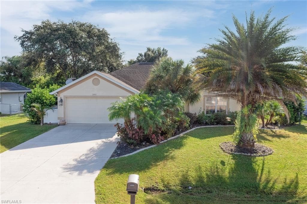 25917 Aysen DR PUNTA GORDA, FL 33983