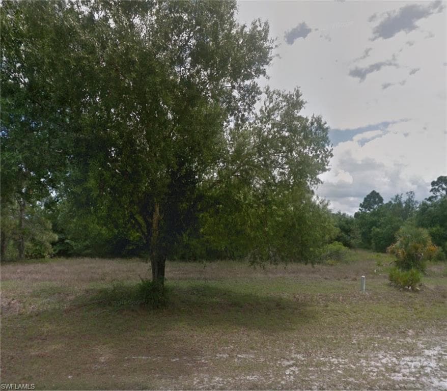 443 Bell BLVD S LEHIGH ACRES, FL 33974