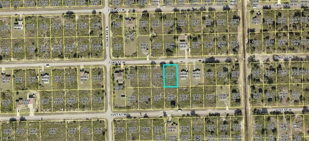 2611 72nd ST W LEHIGH ACRES, FL 33971