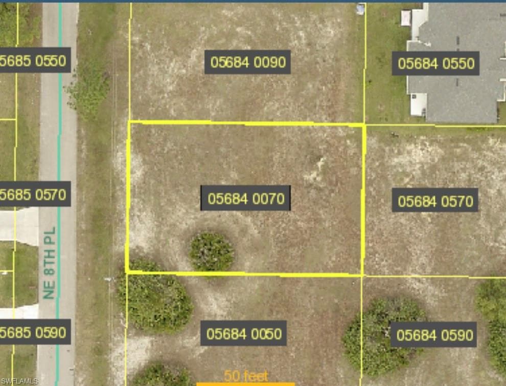 3915 NE 8th PL CAPE CORAL, FL 33909
