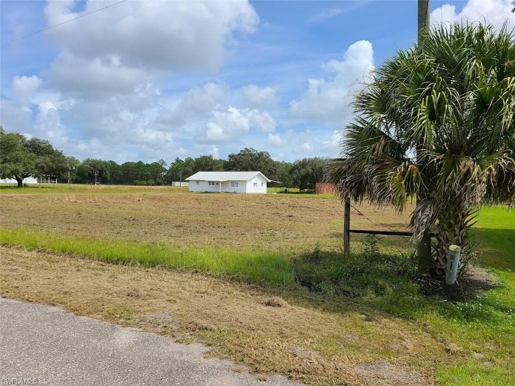 1143 Pollywog DR LABELLE, FL 33935