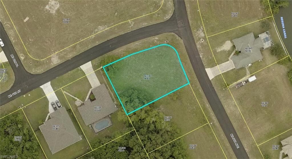 454 NE 5th AVE CAPE CORAL, FL 33909