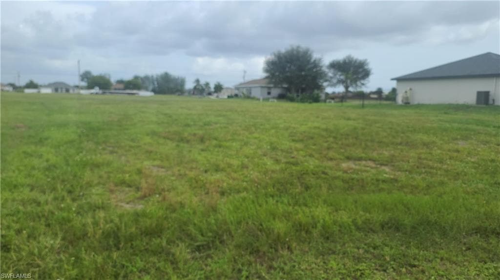 2209 NW 8th PL CAPE CORAL, FL 33993
