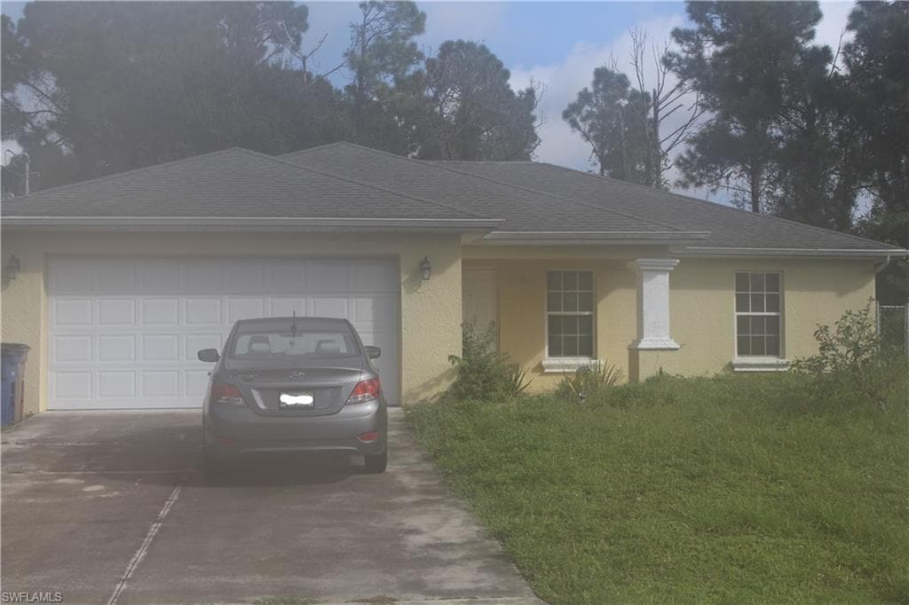 3112 30th ST SW LEHIGH ACRES, FL 33976