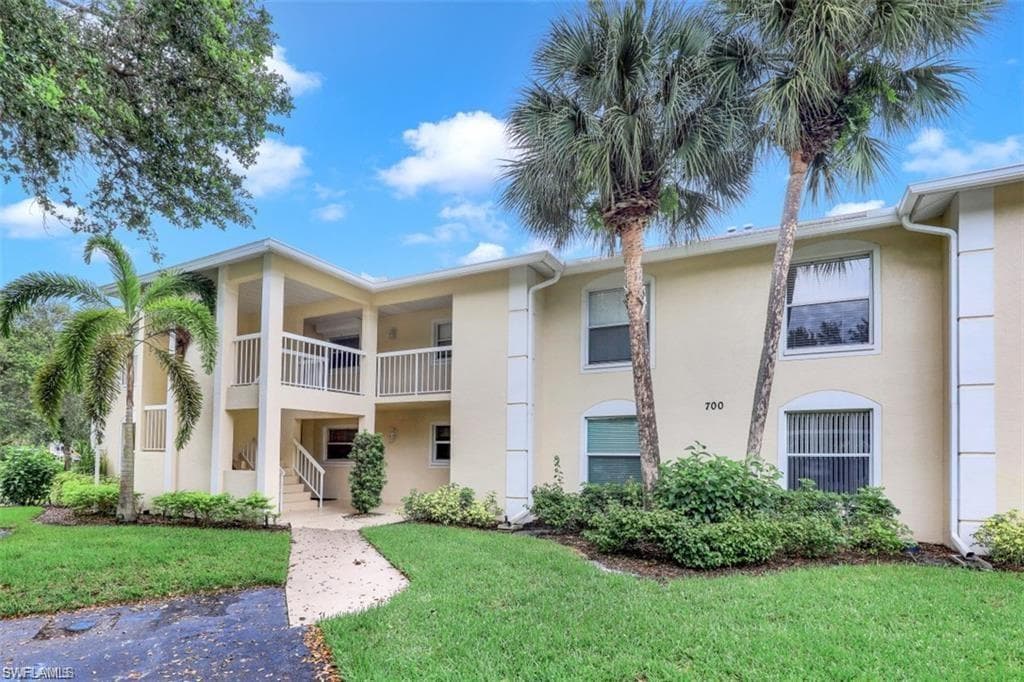 700 Landover CIR 101 NAPLES, FL 34104
