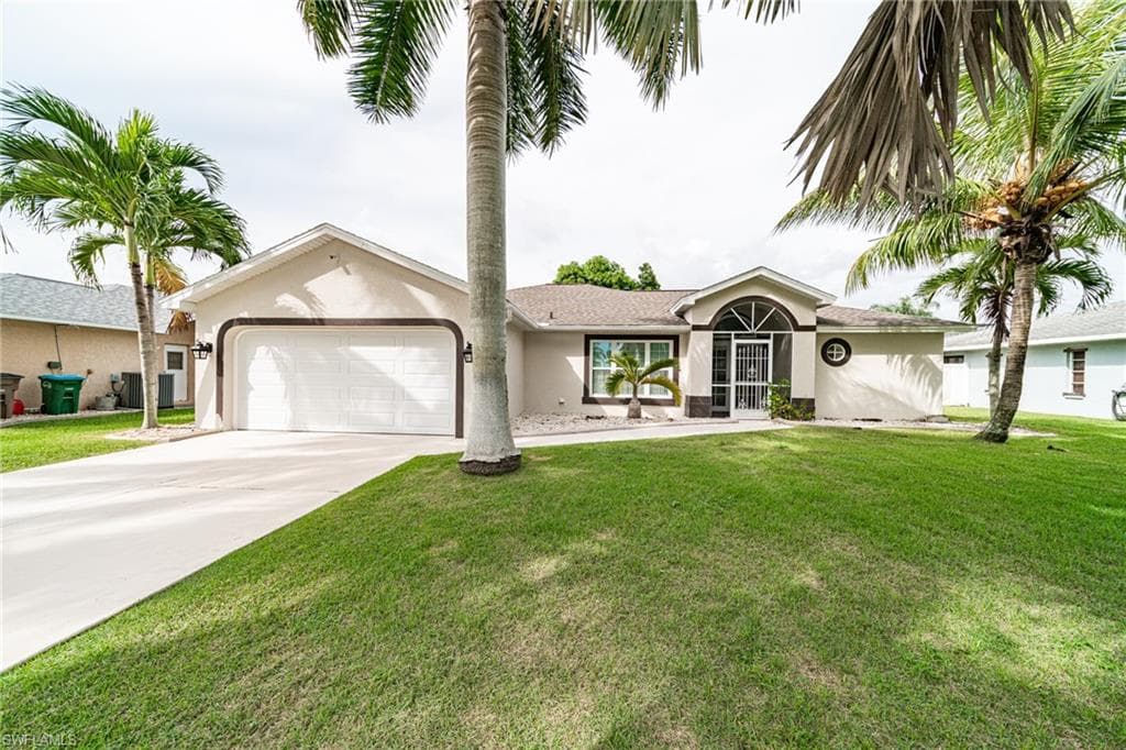 611 SE 31st LN CAPE CORAL, FL 33904