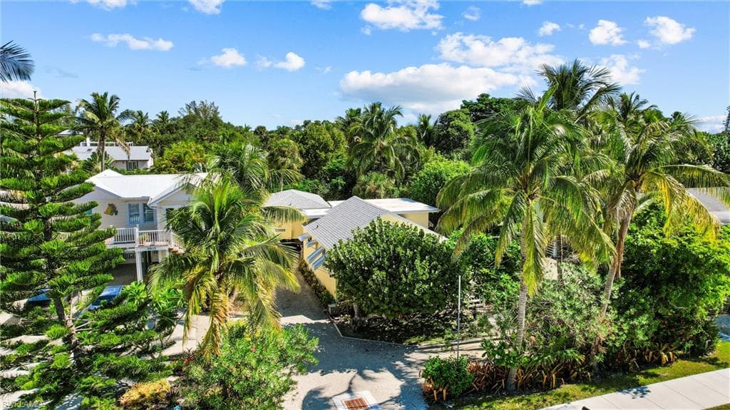 5825 Estero BLVD FORT MYERS BEACH, FL 33931