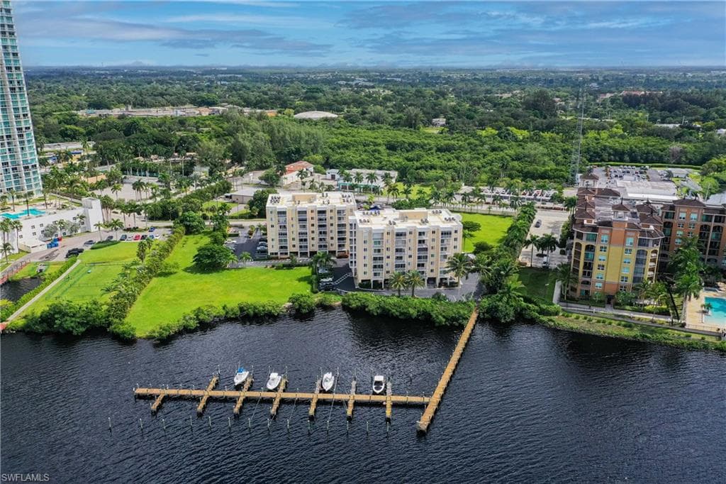2875 Palm Beach BLVD C105 FORT MYERS, FL 33916