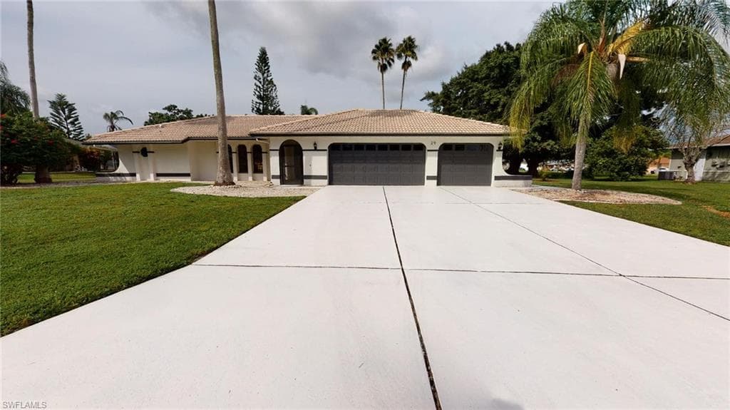 29 SW 13th ST CAPE CORAL, FL 33991
