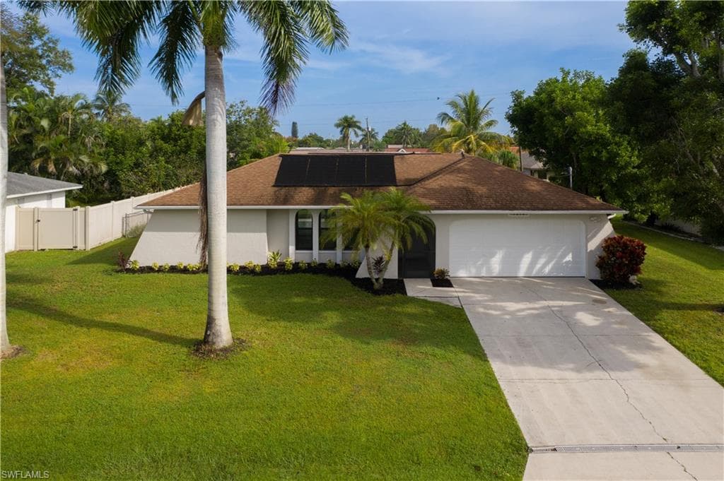 2215 SE 3rd ST CAPE CORAL, FL 33990