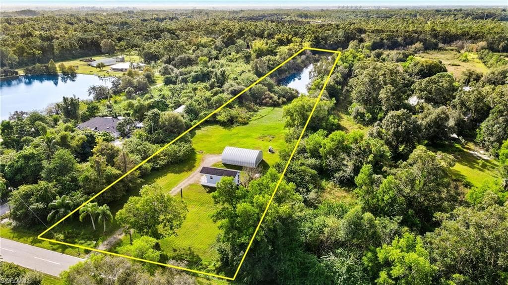 10460 Deal RD NORTH FORT MYERS, FL 33917