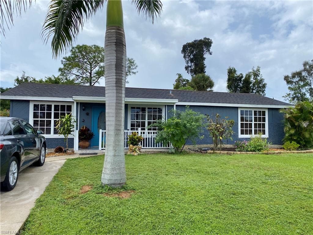 18612 Tampa RD FORT MYERS, FL 33967