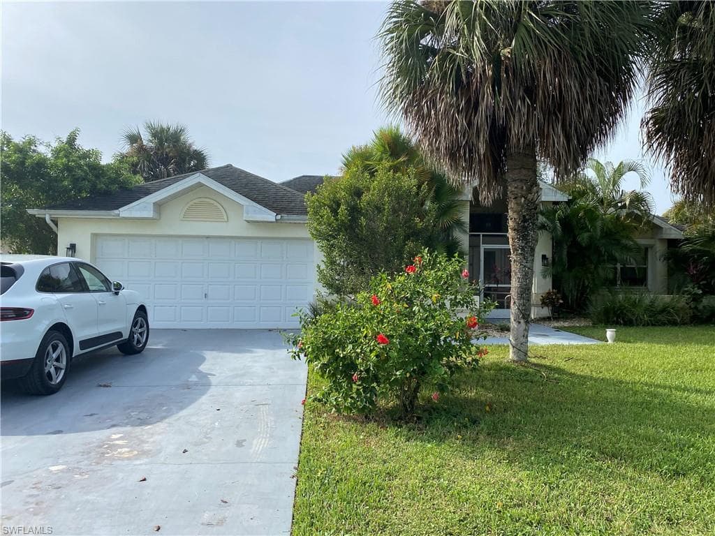 1709 Golfside Village DR LEHIGH ACRES, FL 33936