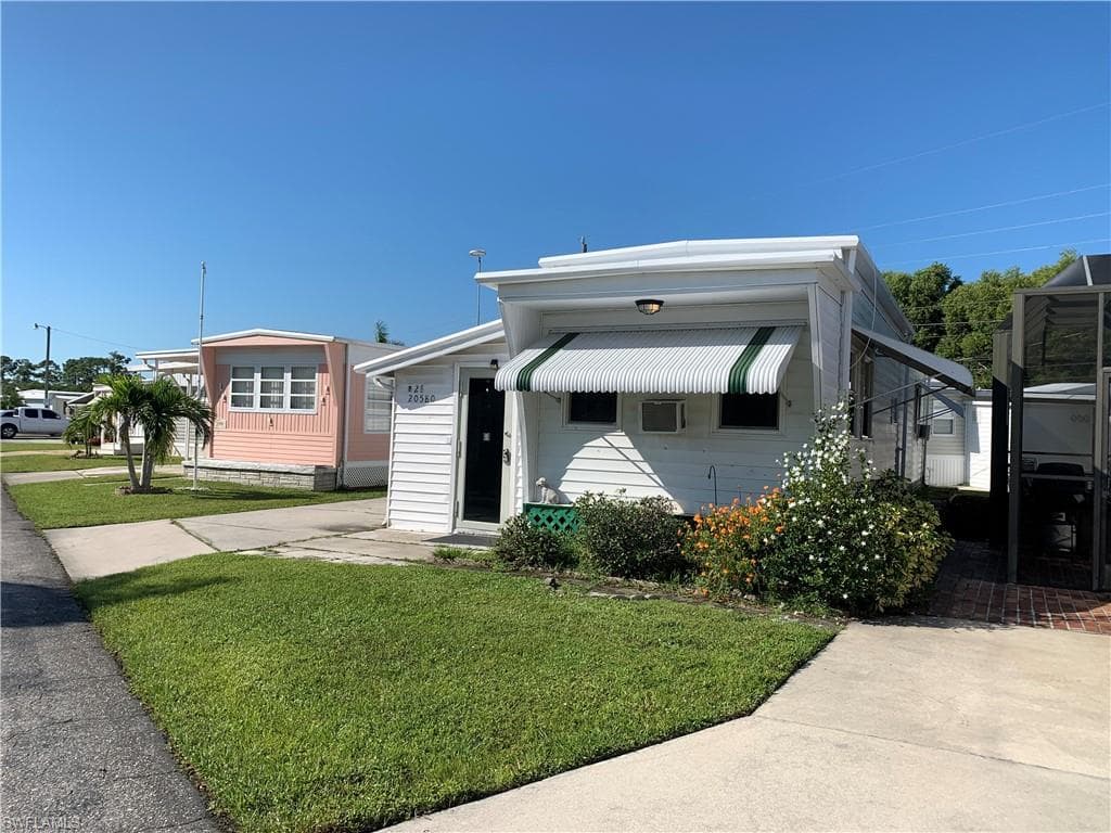 20580 Basin DR ESTERO, FL 33928