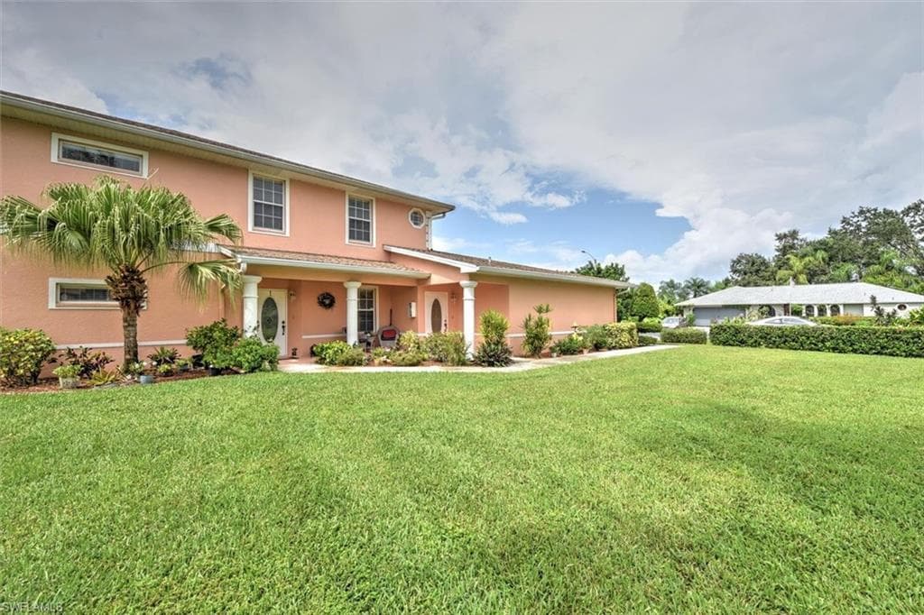 20012 Lake Vista CIR N 8D Door #2 LEHIGH ACRES, FL 33936