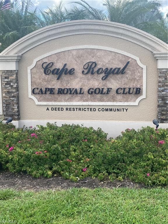 11274 Royal Tee CIR CAPE CORAL, FL 33991