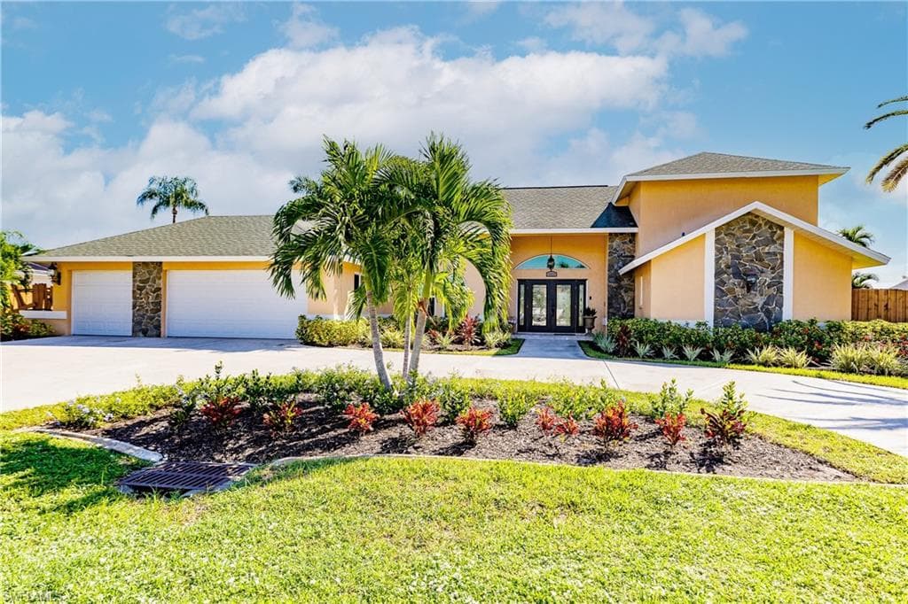 3325 SE 17th AVE CAPE CORAL, FL 33904