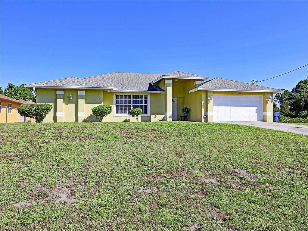 3110 5th ST SW LEHIGH ACRES, FL 33976
