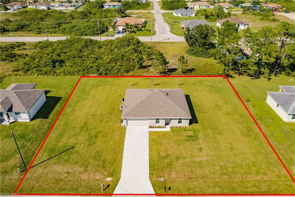 2908 24th ST SW LEHIGH ACRES, FL 33976