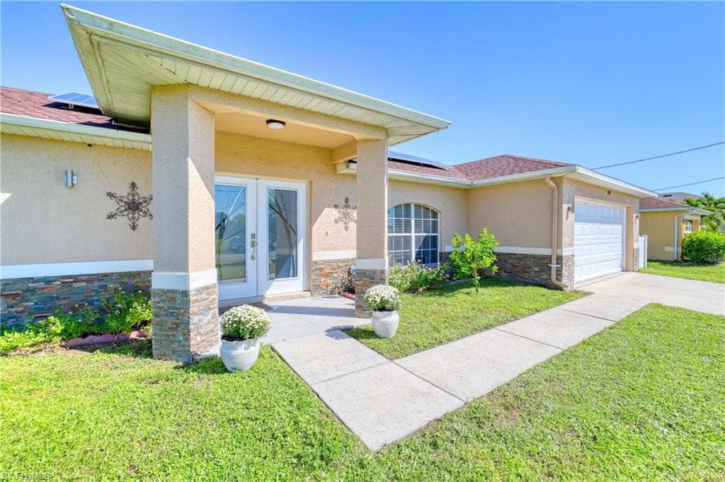 2929 SW 2nd LN CAPE CORAL, FL 33991
