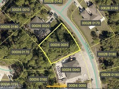1108 Circle DR LEHIGH ACRES, FL 33973
