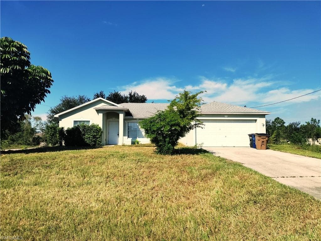 720 Bedford Point AVE LEHIGH ACRES, FL 33974