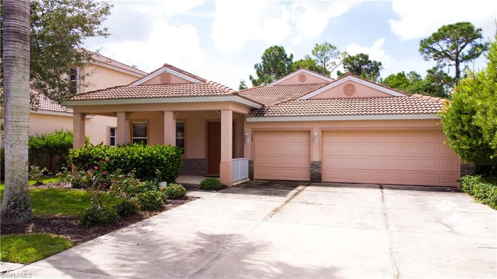 3008 Lake Butler CT CAPE CORAL, FL 33909