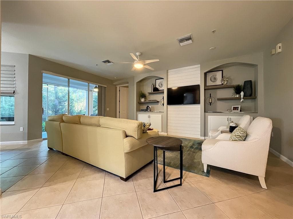 17498 Old Harmony DR 101 FORT MYERS, FL 33908